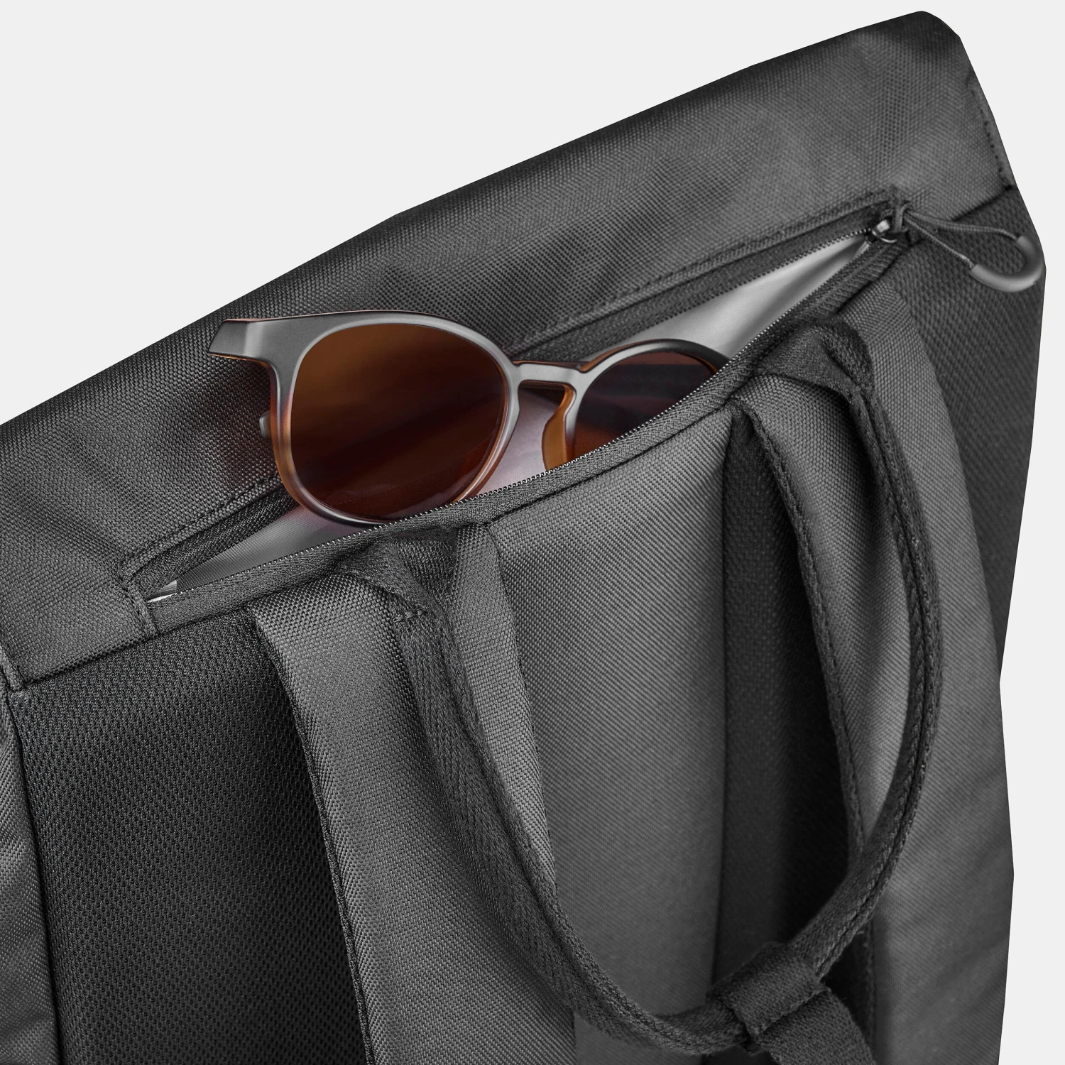 Quechua Hiking Backpack 16L 20 Quechua Hiking Backpack 16L - Image 18