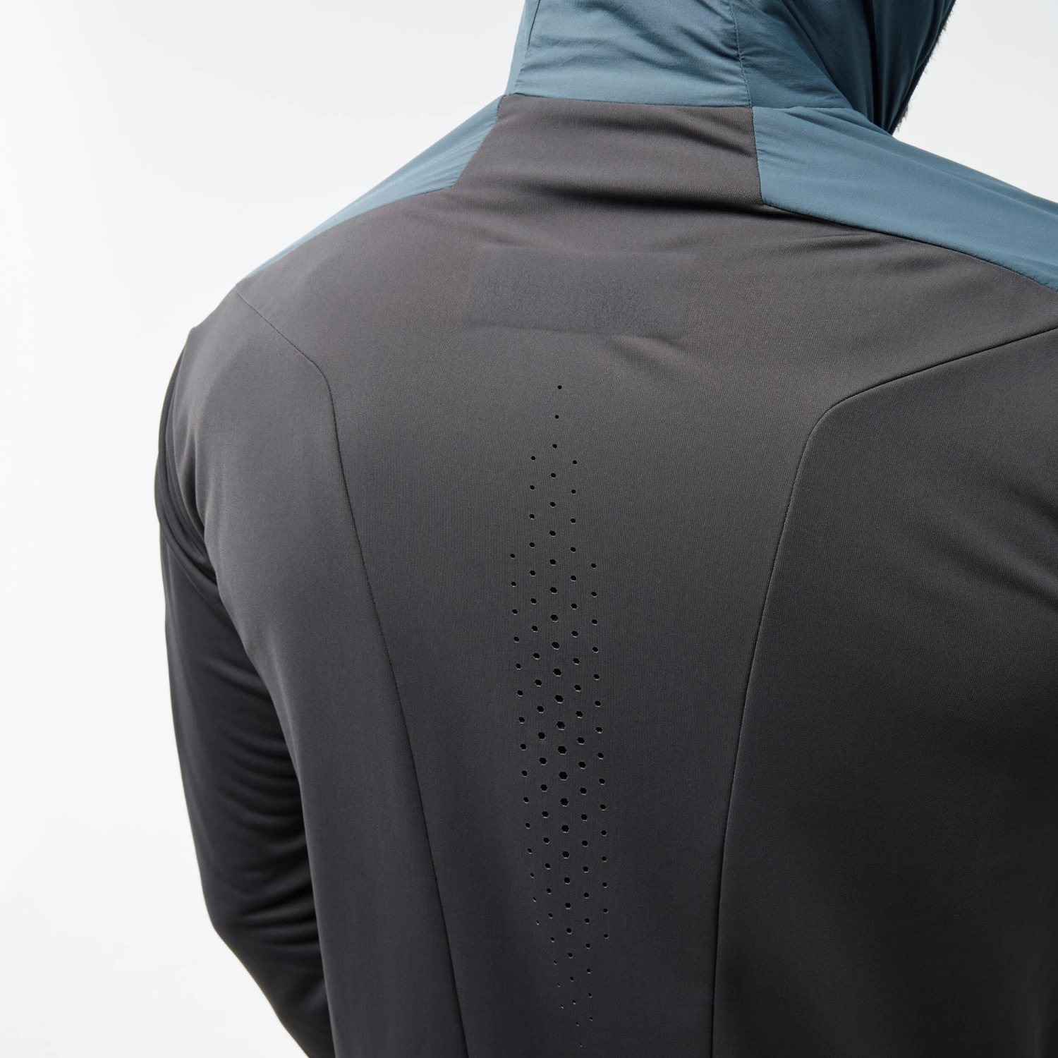 Quechua Men’s Hiking Hybrid Hooded Fleece Jacket 9 Quechua Men’s Hiking Hybrid Hooded Fleece Jacket - Image 7